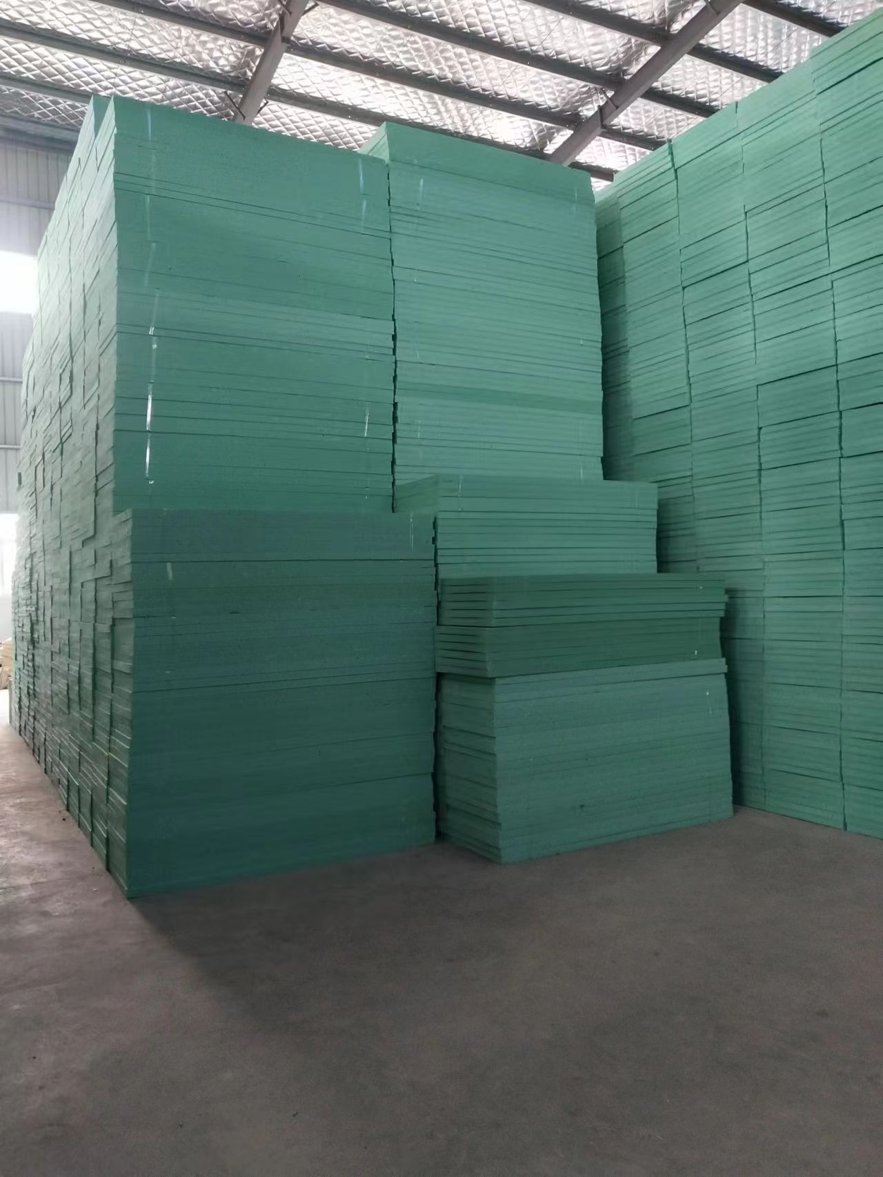 云南東南保溫材料——綠色擠塑板